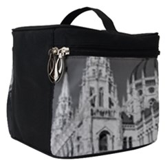 Architecture-parliament-landmark Make Up Travel Bag (small) by Ket1n9