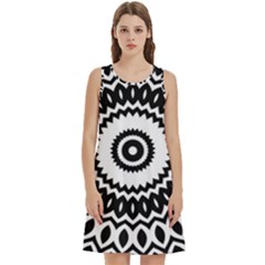 Circular Concentric Radial Symmetry Abstract Round Neck Sleeve Casual Dress With Pockets by Proyonanggan
